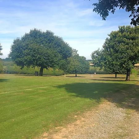 بيت للعطل Stylish In بيميلين